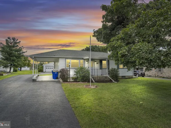 34 Wagner Dr, Carlisle, PA 17013