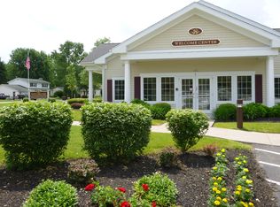 6 Loden Ln, Rochester, NY 14623