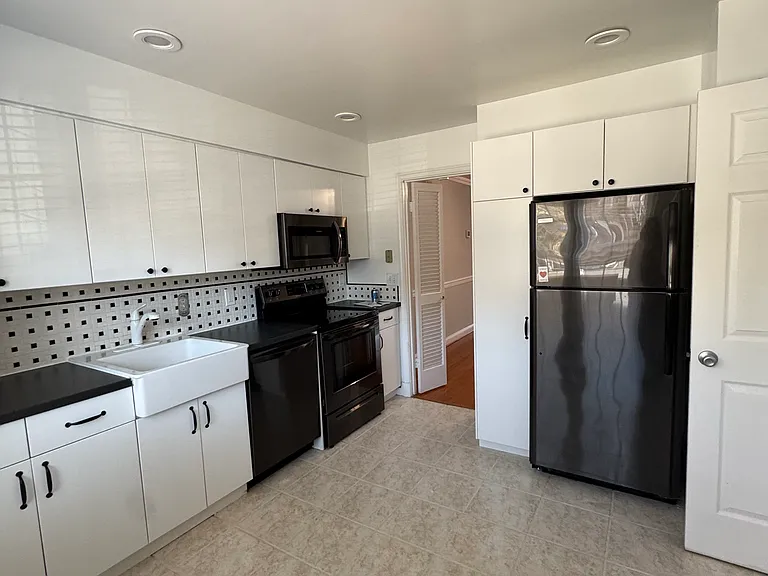 12237 Cinnamon St — Photo 14