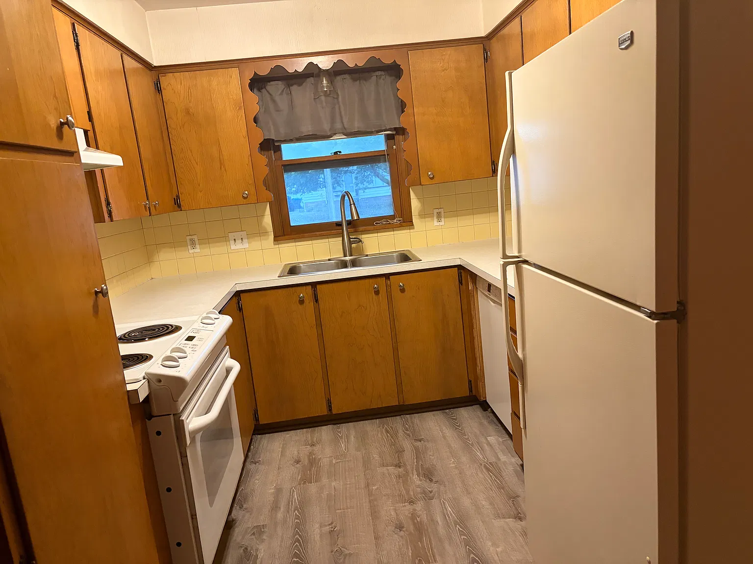 2 bed, 915 sqft, $1,105 — Photo 3