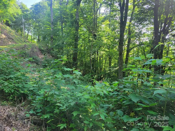 400 Mountain Laurel Rd #57, Maggie Valley, NC 28751