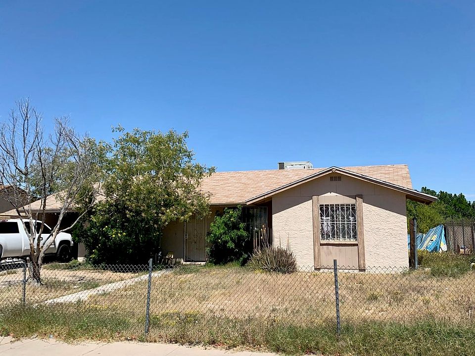 1st image of 128 W Desert Dr