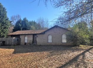 6204 Fieldcrest Dr, Morrow, GA 30260