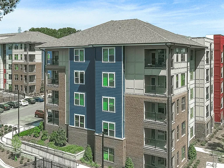 The Flats Exchange on Erwin Apartments — Photo 46