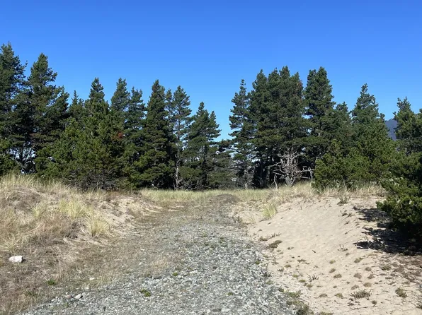 34620 Pinyon Dr #75, Nehalem, OR 97131