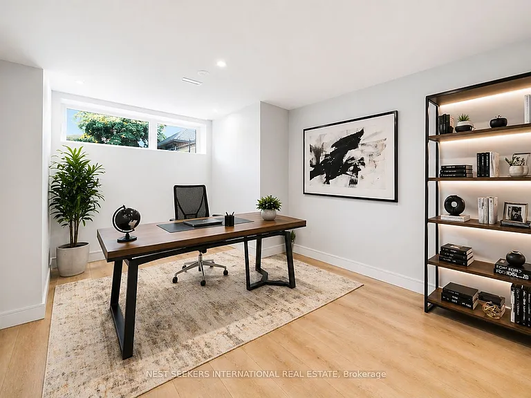 27 Inverleigh Dr — Photo 41