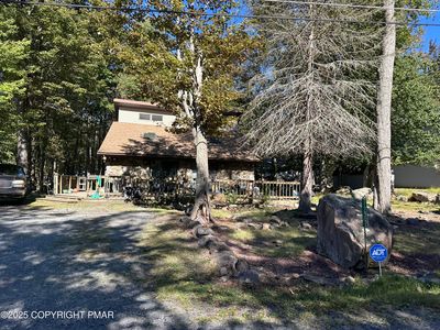 7272 Long Pine Dr, Tobyhanna, PA, 18466