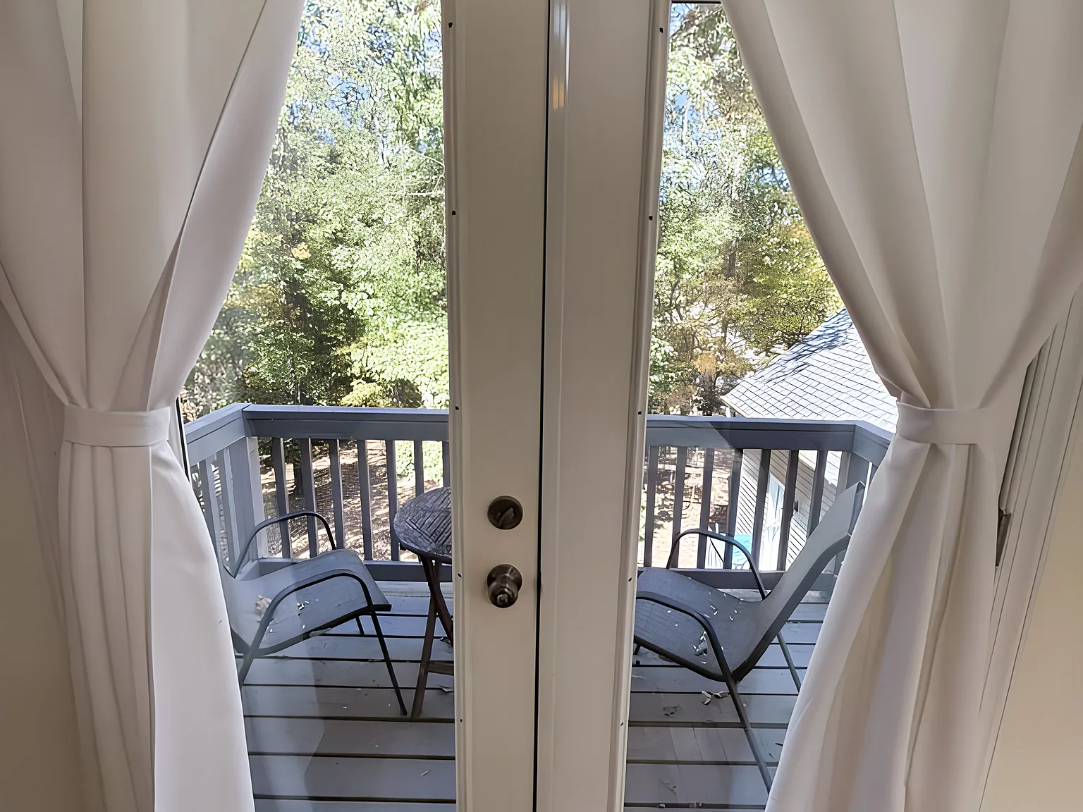 4 bed, 3.0 bath, 2608 sqft, $1,503 — Photo 2