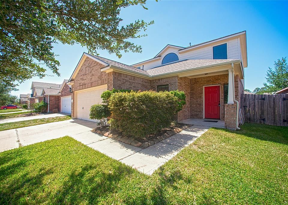1st image of 23535 Virginia Pine Dr