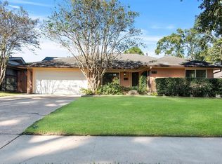 6310 Lindyann Ln, Houston, TX 77008