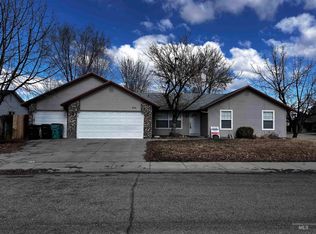 936 W Louisville Ct, Meridian, ID 83642