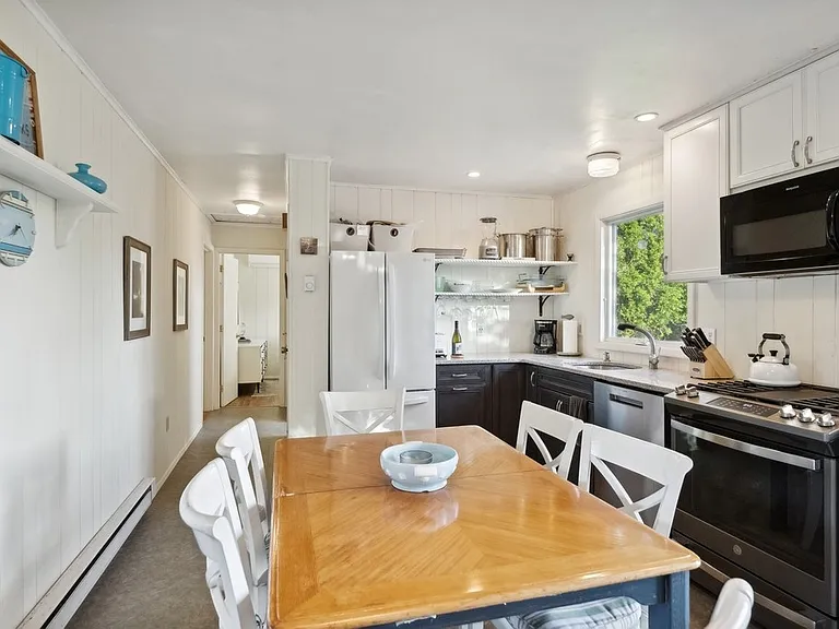 28 Rehan Ave — Photo 5
