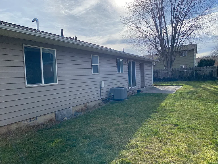 14155 Linden Ave #1415.5 — Photo 5