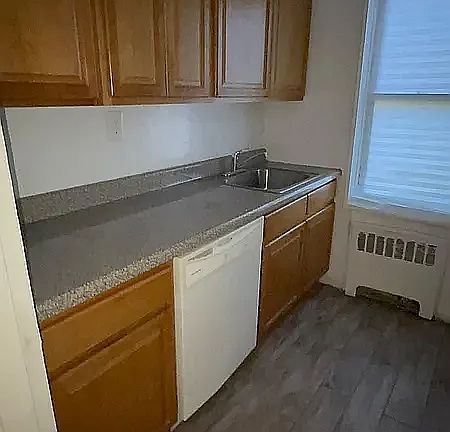 4th image of 139-05 85th Dr APT 5C