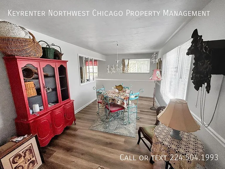 912 Oakwood Dr — Photo 8