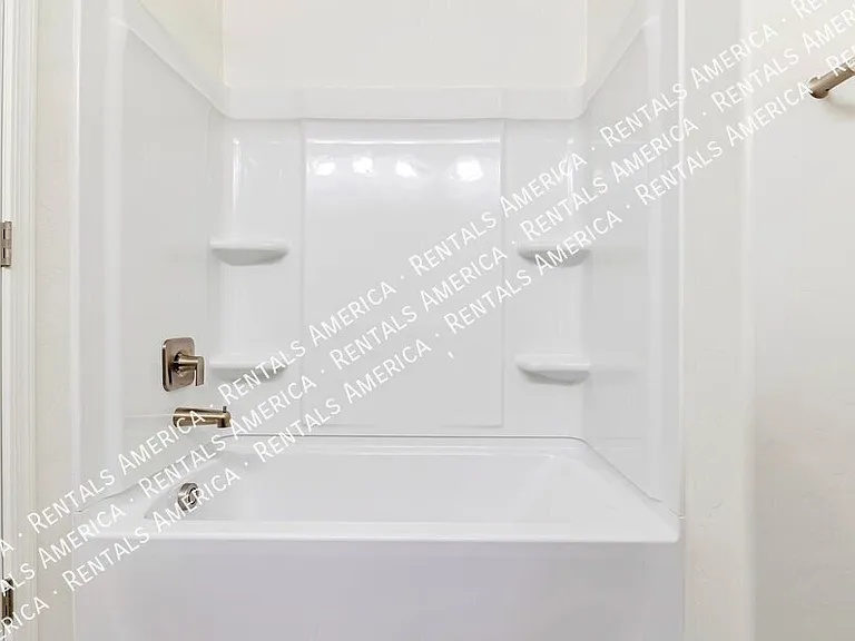 8905 E Pantano Bluff Dr — Photo 12