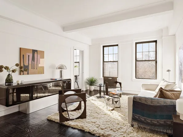 141 E 3rd St APT 5H, Manhattan, NY 10009