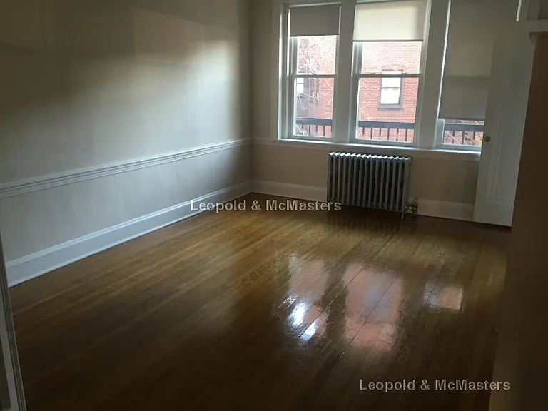 12 Short St #5 — Photo 13