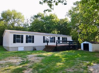 2957 W Shalmar Dr, Sulphur, OK 73086