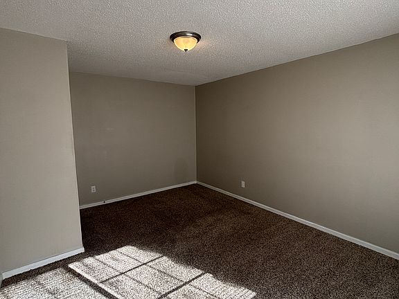 3rd image of 4509 Valley Brook Dr