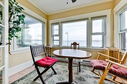 3rd image of 140 Bayswater St