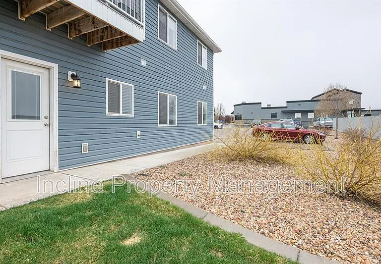 1389 Northfield Rd #8 — Photo 19