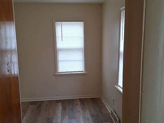 2nd image of 20004 Libby Rd