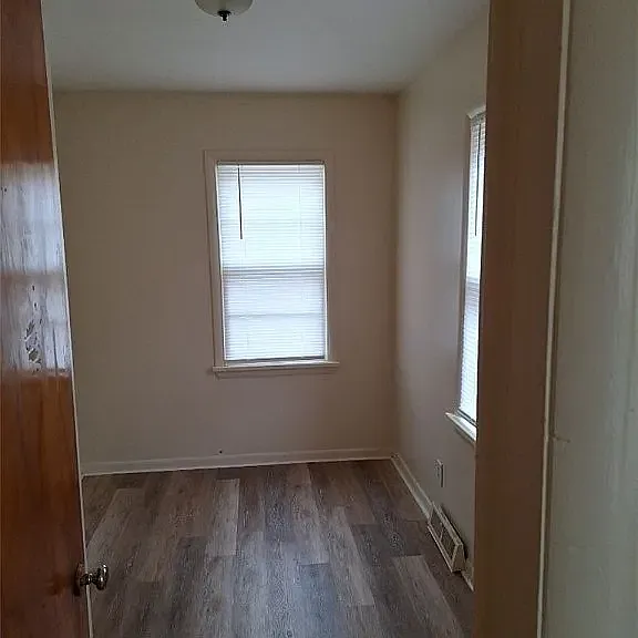 20004 Libby Rd — Photo 2