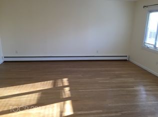 54 Jackson St, Little Ferry, NJ 07643