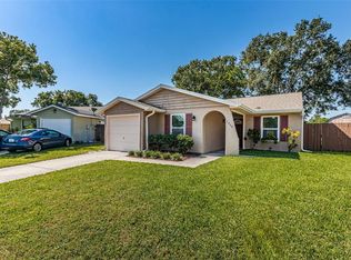 1246 Holly Cir, Oldsmar, FL 34677