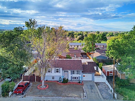 3rd image of 327 Elm Avenue