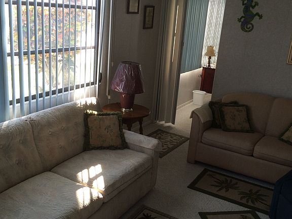 5th image of 6695 SE 55th Ln