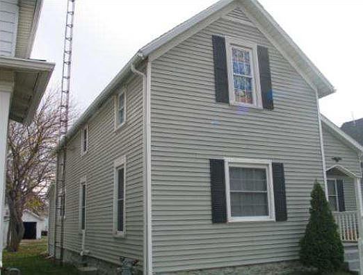 4th image of 1111 White Ave