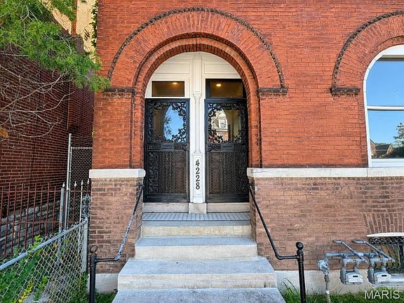 4th image of 4228 Virginia Ave