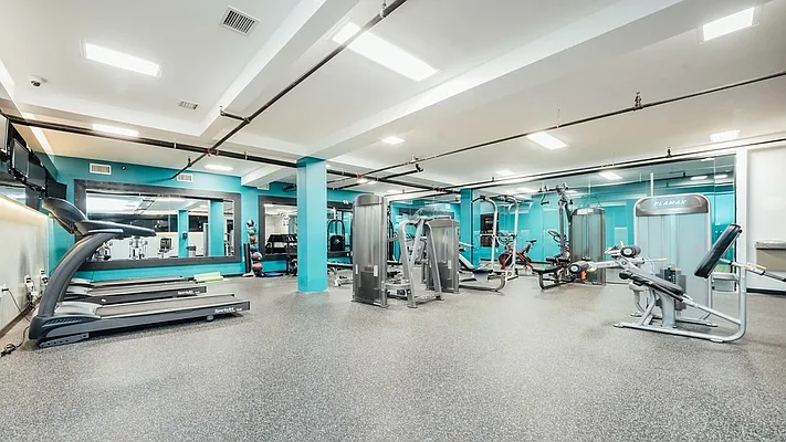 Rented by Nooklyn NYC LLC | media 89