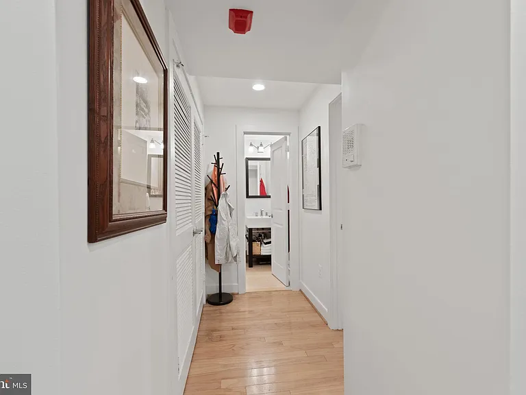 424 E Capitol St NE #3 — Photo 14