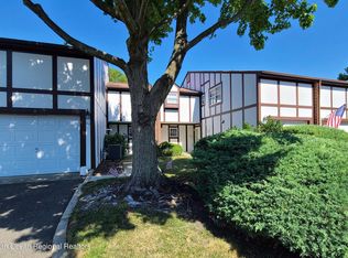 65 Walnut Dr, Spring Lake, NJ 07762