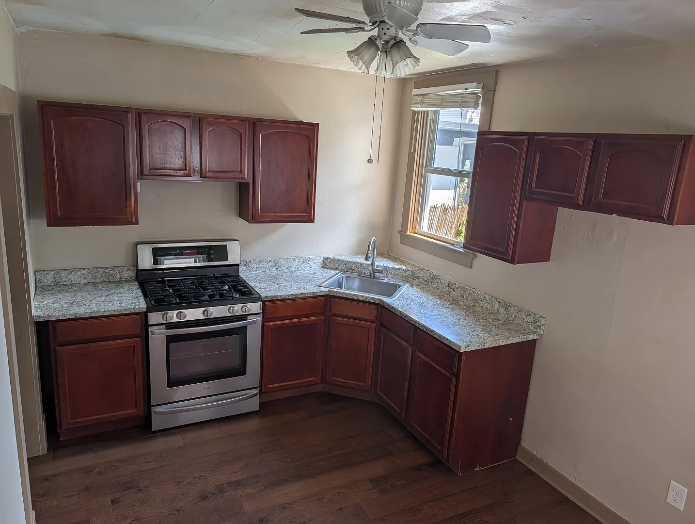 Two bedroom home in New Brighton — Photo 3