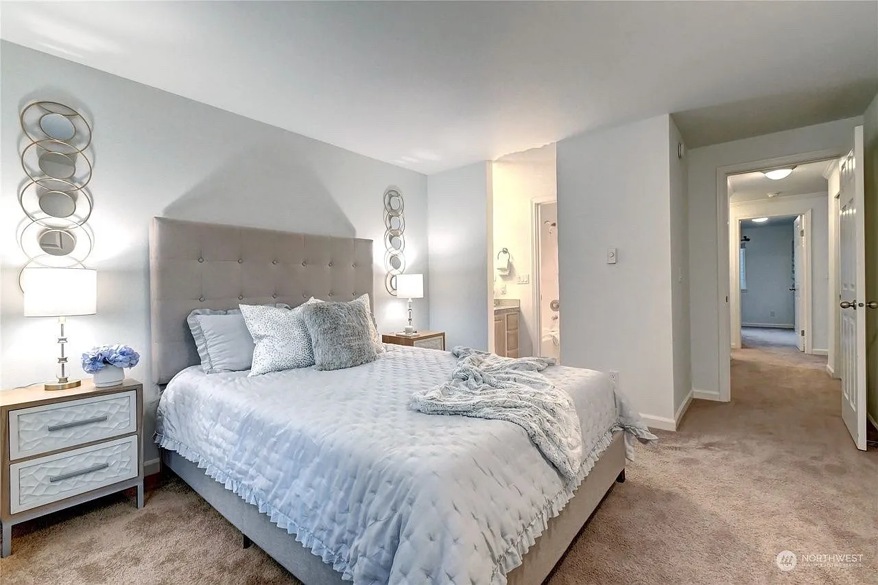 11106 NE 125th Ln — Photo 1