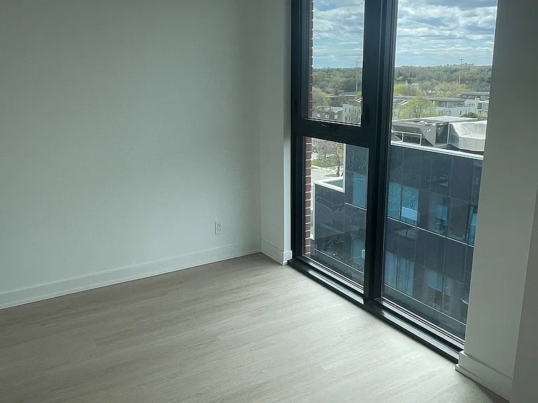 699 Sheppard Ave E #1005 — Photo 6