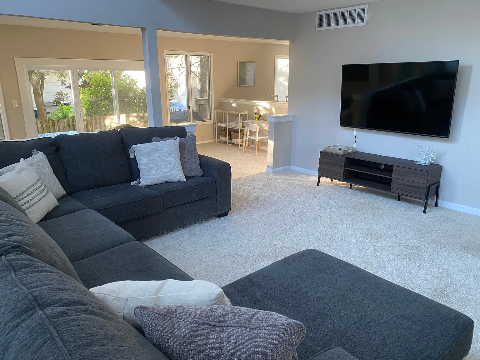 21 Bayside Ct — Photo 2
