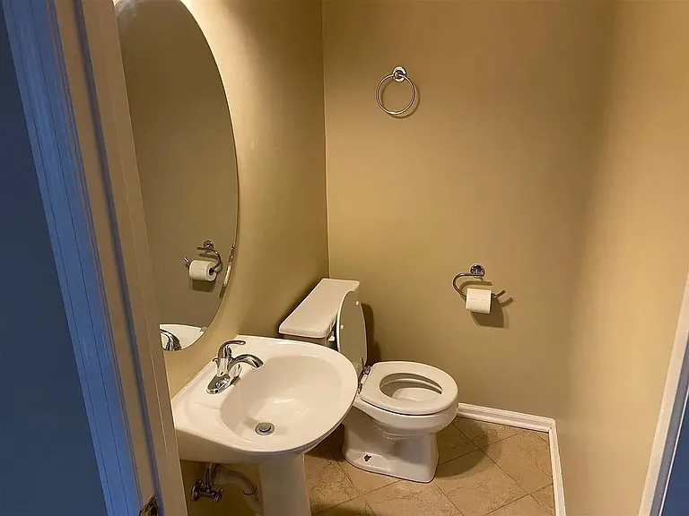 1207 Smallhouse Rd #B — Photo 8