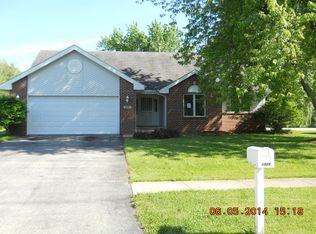 1325 Albany Ln, Rockford, IL 61107