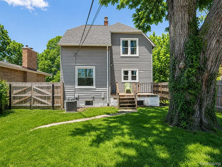 3126 Shenandoah Dr — Photo 18