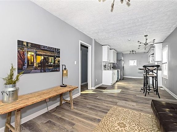 5th image of 4347 Winthrop Ave