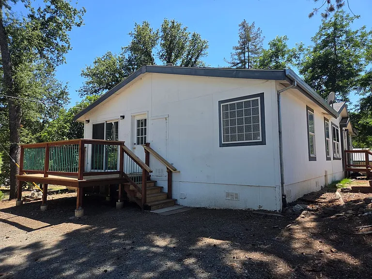 19102 Barron Ranch Rd — Photo 2