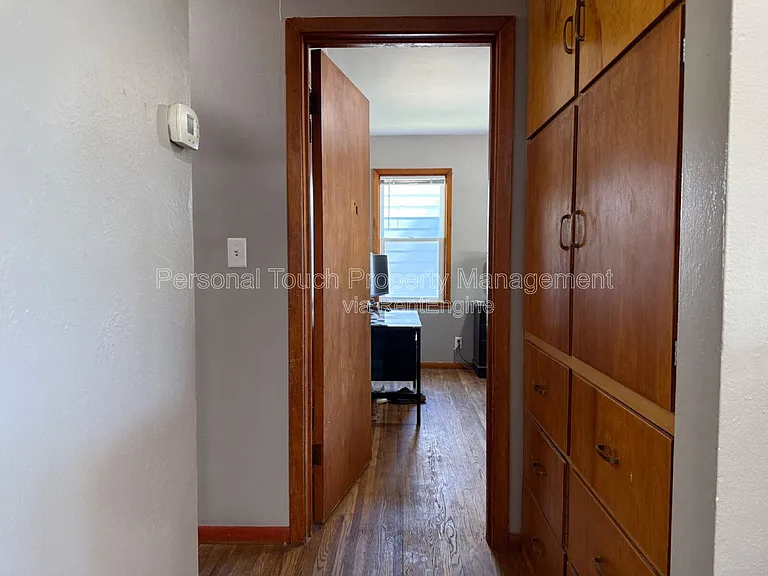 413 22nd St S — Photo 12