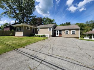 16 Hough Rd, Sutton, MA 01590