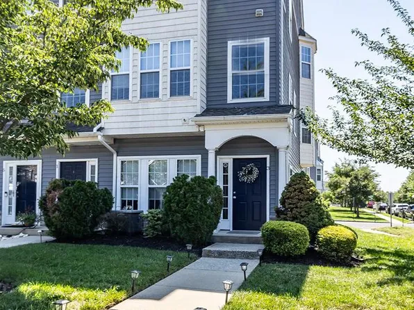 3 Fox Ct, Delanco, NJ 08075