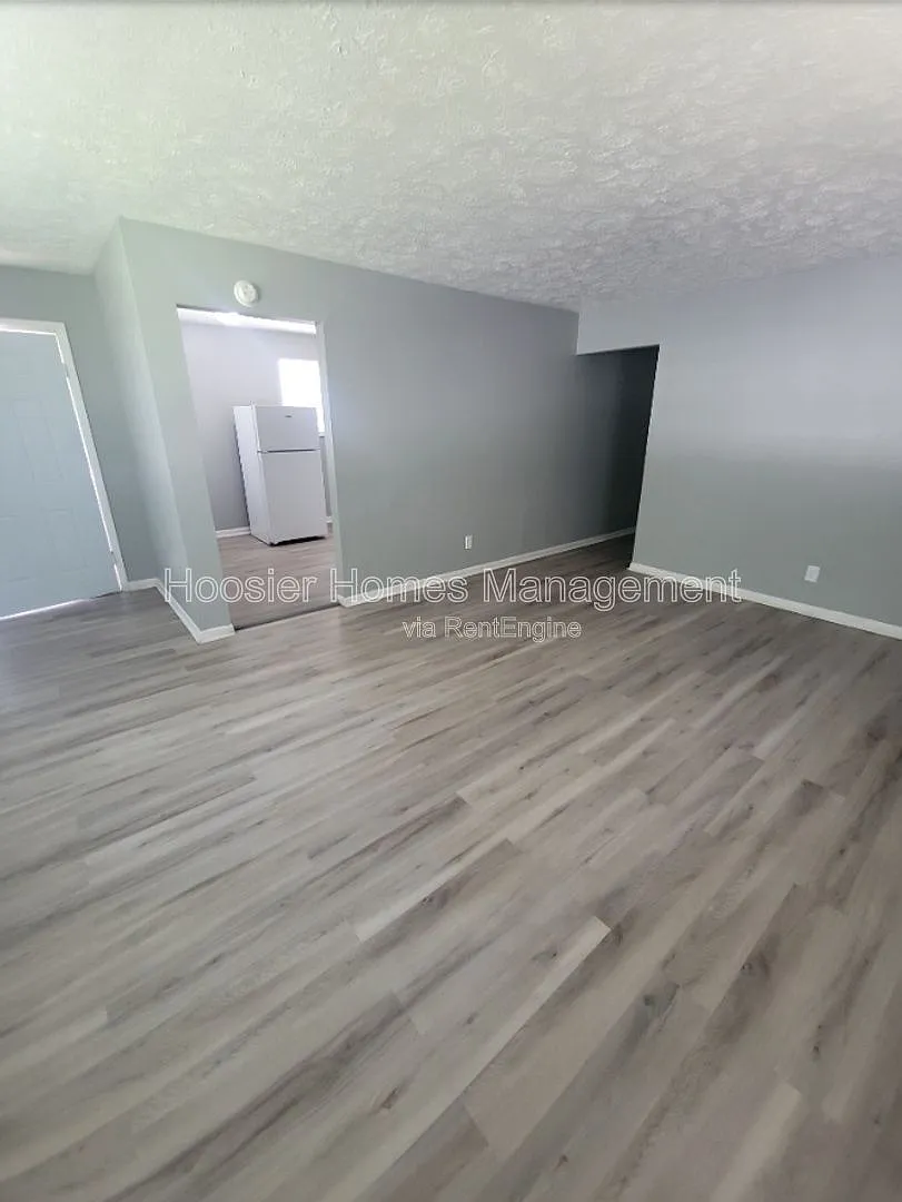 3 bed, 1.5 bath, 1068 sqft, $1,350 — Photo 4